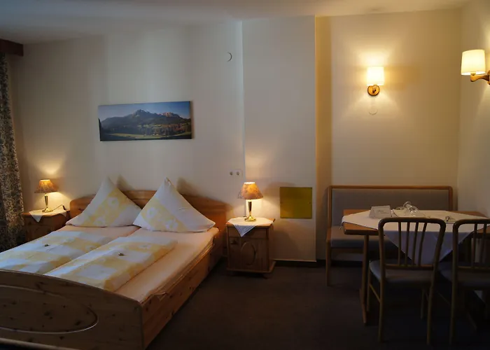 Hotel Gaensleit 3*