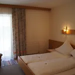 Gaensleit Hotel 3*
