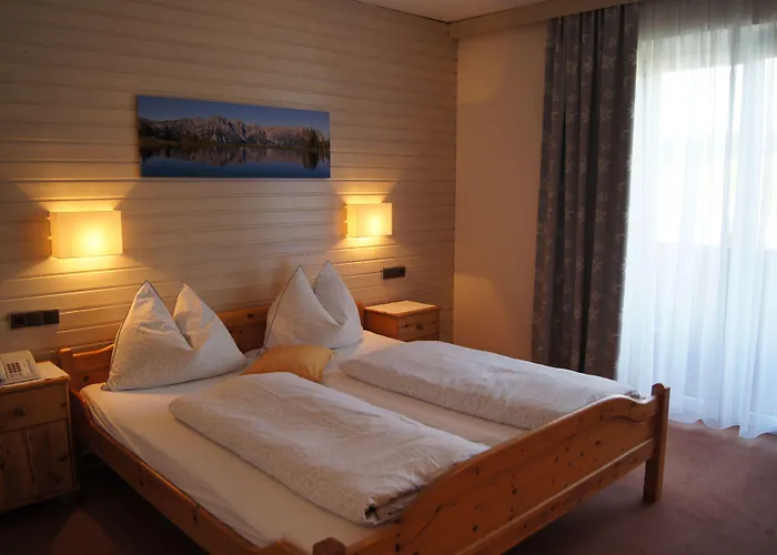Gaensleit Hotel 3*